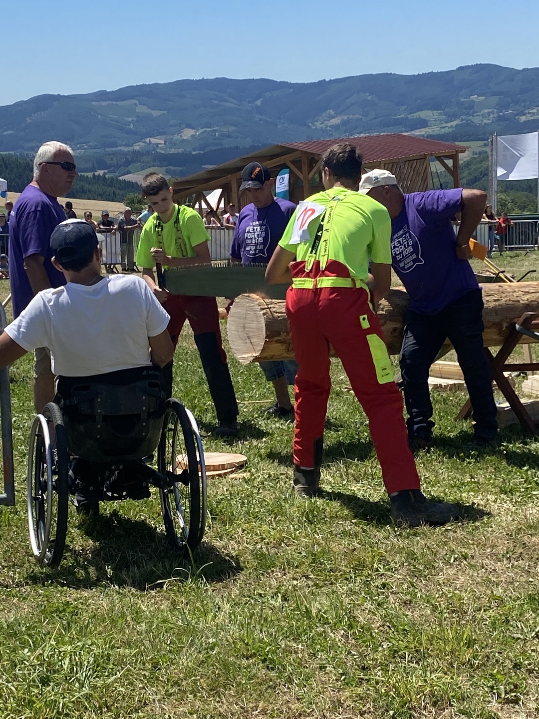 Deux élèves, en binôme pour la seconde épreuve
